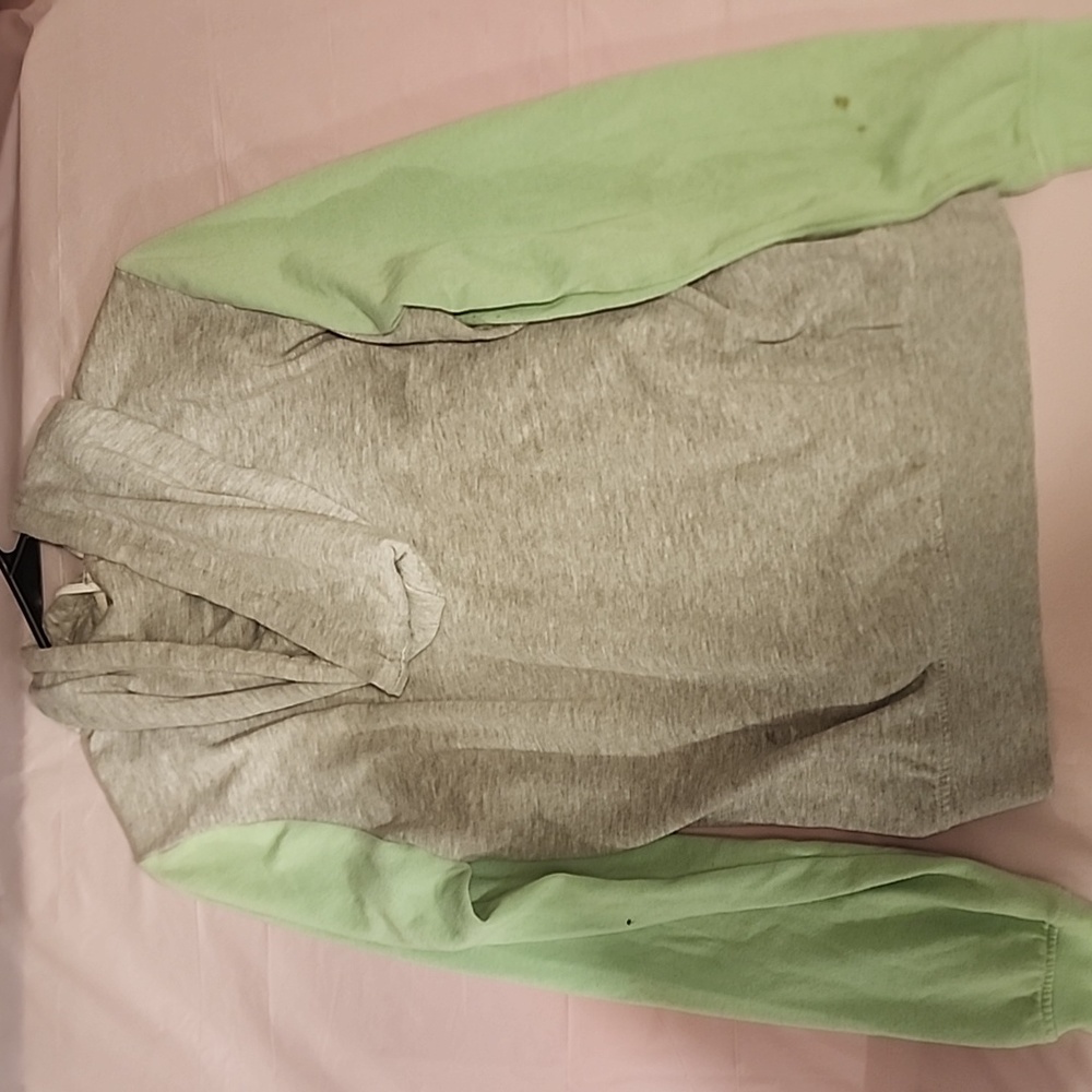 Hoodies - Picture 6 of 6